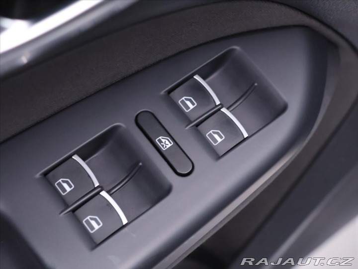 Volkswagen Touran 1,6 TDI 77kW Match Tažné 2012