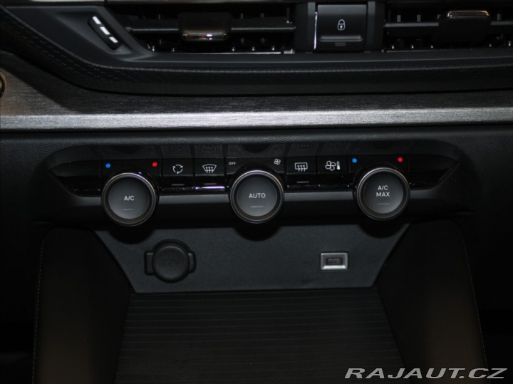 Citroën Ostatní modely C5 X 1,2 PT 96kW AT Feel 28tkm 2022