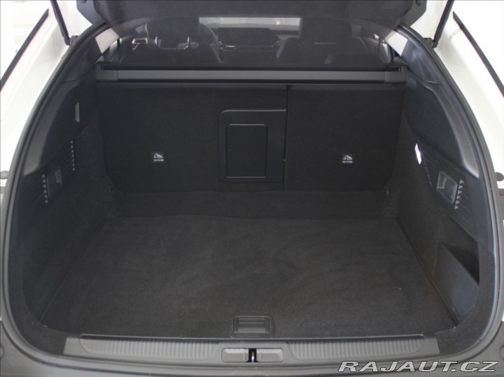 Citroën Ostatní modely C5 X 1,2 PT 96kW AT Feel 28tkm 2022