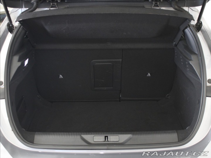 Peugeot 308 1,2 PT 96kW AT GT Výprode 2024