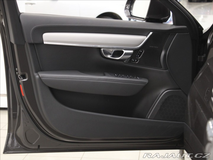 Volvo V90 2,0 T6 AWD PLUS Bright PA 2025