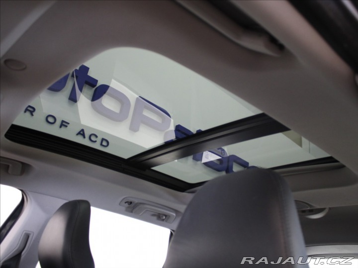 Volvo XC60 2,4 D5 AWD Summum PANO.TA 2016