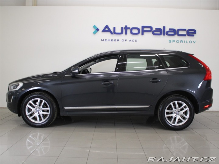 Volvo XC60 2,4 D5 AWD Summum PANO.TA 2016