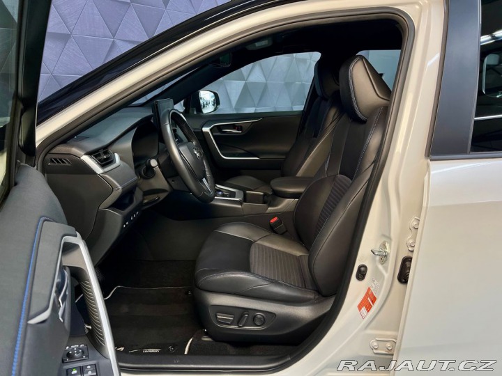 Toyota RAV4 2.5 HYBRID e-CVT 4WD SELE 2023
