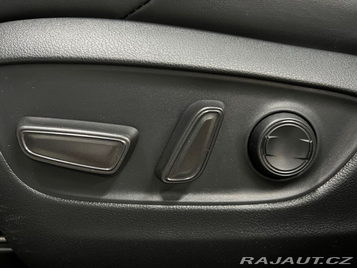 Toyota RAV4 2.5 HYBRID e-CVT 4WD SELE 2024