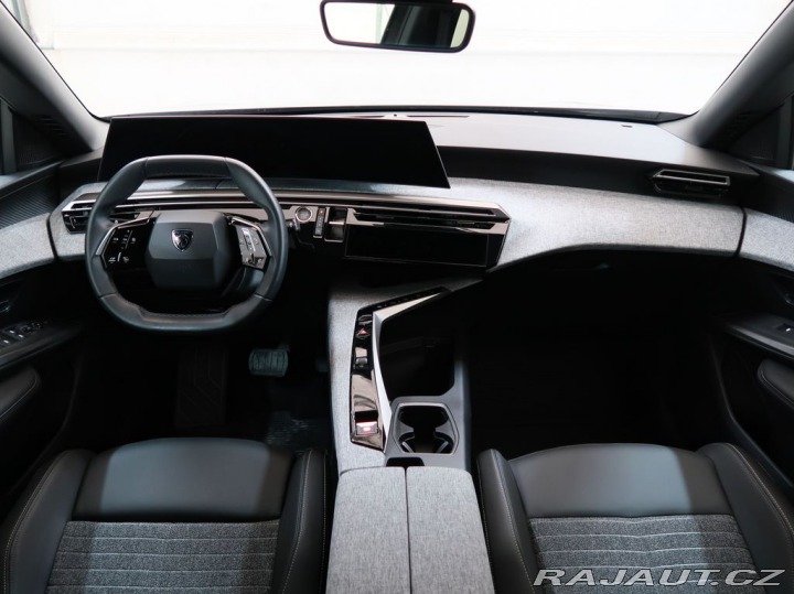 Peugeot 5008 1.2HYBRID,CZ,1Maj,ALLURE, 1800