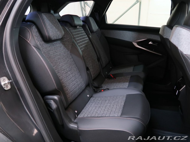 Peugeot 5008 1.2HYBRID,CZ,1Maj,ALLURE, 1800