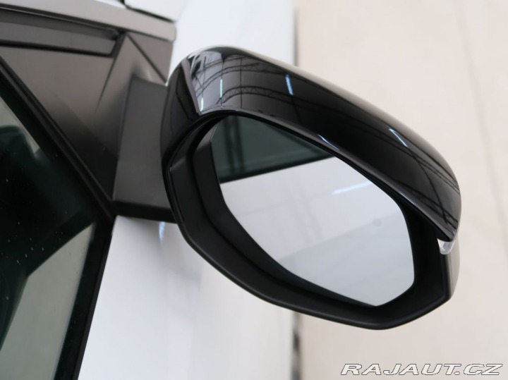 Peugeot 5008 1.2HYBRID,CZ,1Maj,ALLURE, 1800