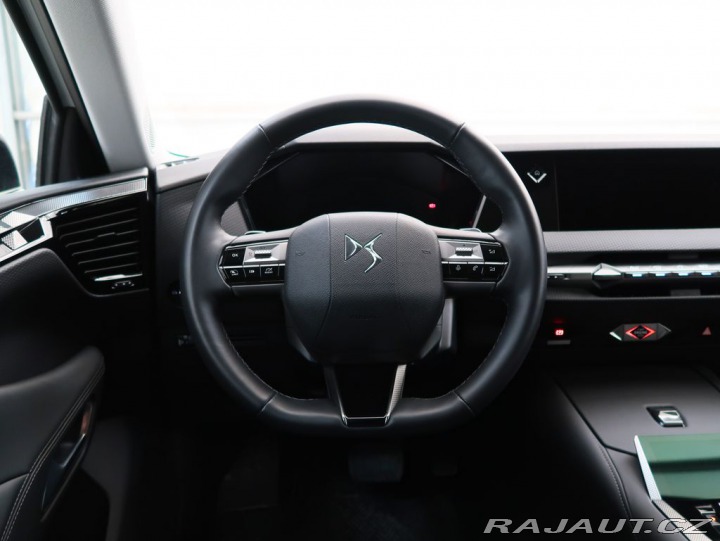 Ostatní značky Ostatní modely DS Automobiles DS4 1.2HYBRID,CZ,1Maj,PALLAS, 1800