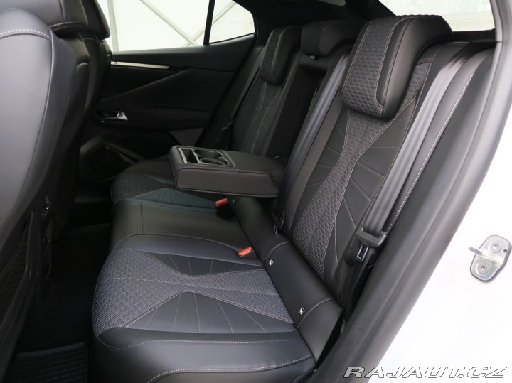 Ostatní značky Ostatní modely DS Automobiles DS4 1.2HYBRID,CZ,1Maj,PALLAS, 1800