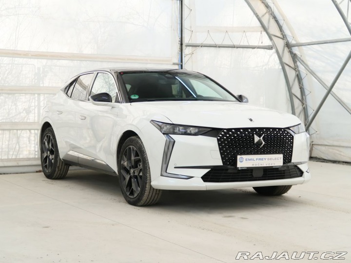 Ostatní značky Ostatní modely DS Automobiles DS4 1.2HYBRID,CZ,1Maj,PALLAS, 1800