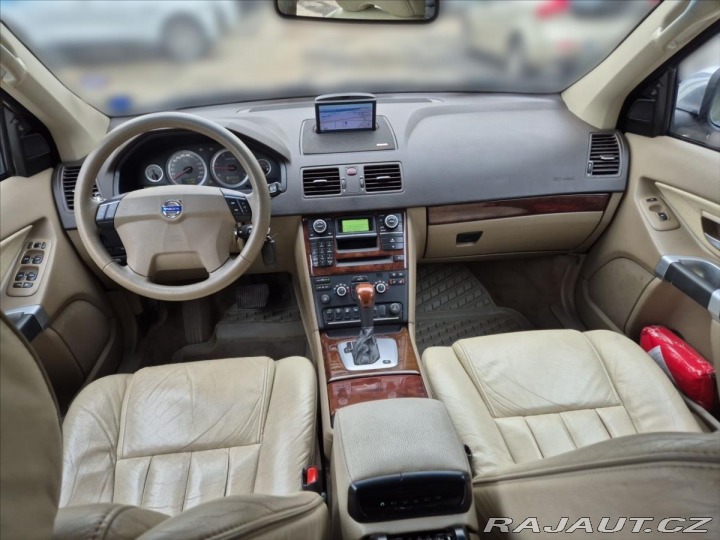 Volvo XC90 2,4 D5 AWD EXECUTIVE 2008