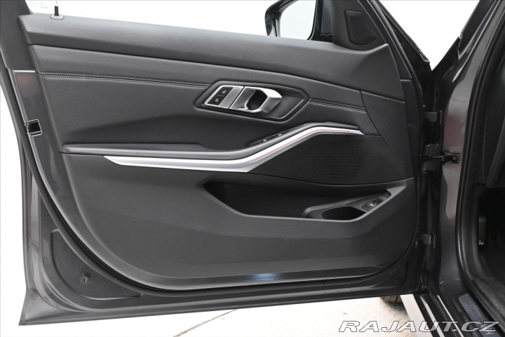 BMW 3 2,0 320d 140kW STEPTRONIC 2022