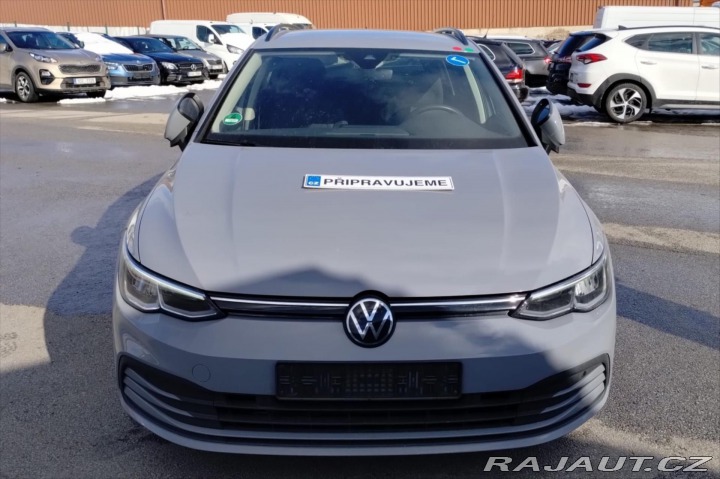 Volkswagen Golf 1,5 TSI 96 kW Life Busine 2024