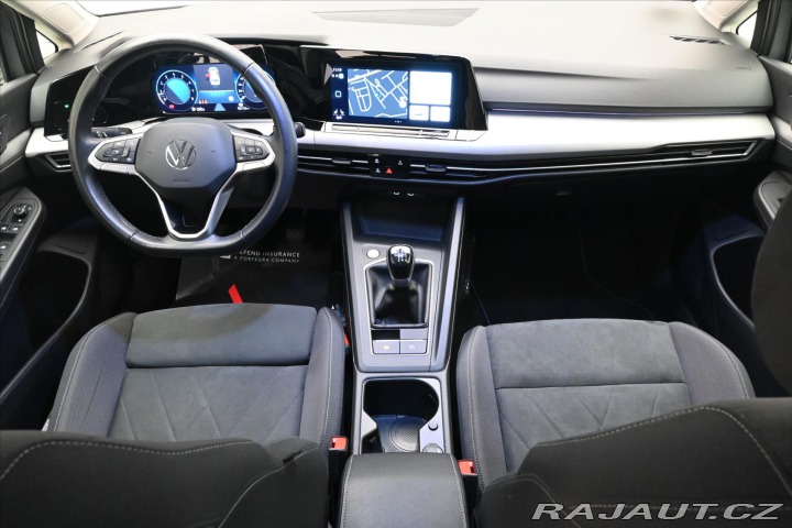 Volkswagen Golf 1,5 TSI 96 kW Life Busine 2024