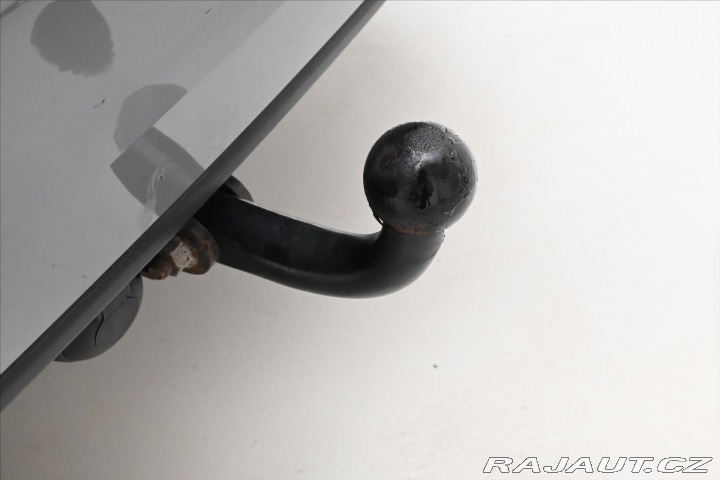 Volkswagen Golf 1,5 TSI 96 kW Life Busine 2024