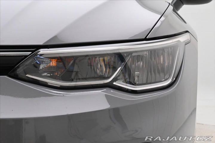 Volkswagen Golf 1,5 TSI 96 kW Life Busine 2024