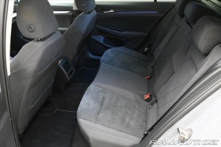 Volkswagen Golf 1,5 TSI 96 kW Life Busine 2024