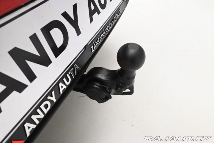 Seat Leon 2,0 TDI 110 KW DSG FR Zár 2022