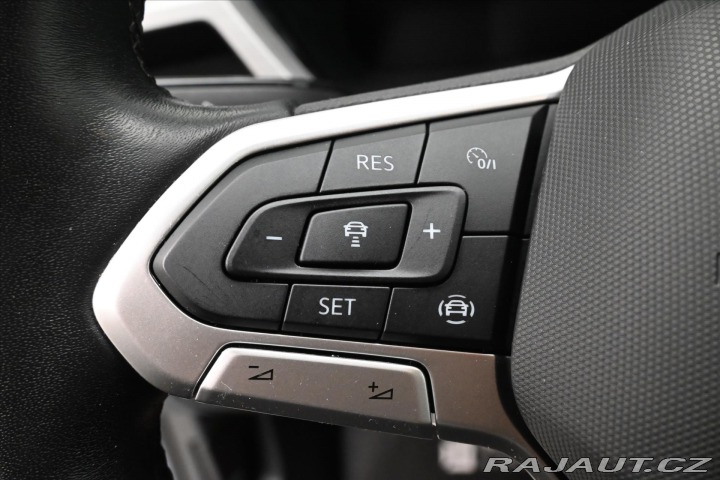 Volkswagen Touran 2,0 TDI 110KW DSG 7míst C 2022