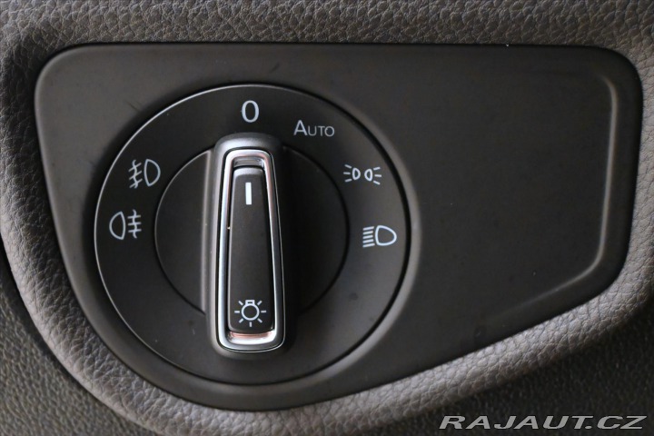 Volkswagen Touran 2,0 TDI 110KW DSG 7míst C 2022