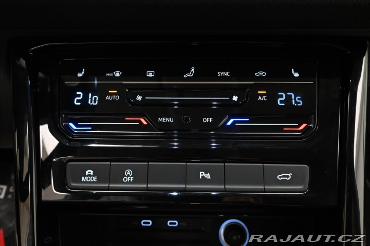 Volkswagen Touran 2,0 TDI 110KW DSG 7MÍST Z 2022