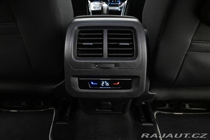 Volkswagen Touran 2,0 TDI 110KW DSG 7MÍST Z 2022