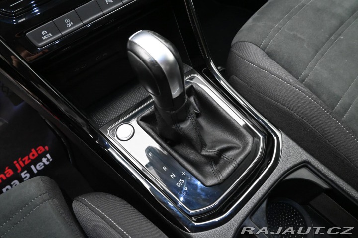 Volkswagen Touran 2,0 TDI 110KW DSG 7MÍST Z 2022