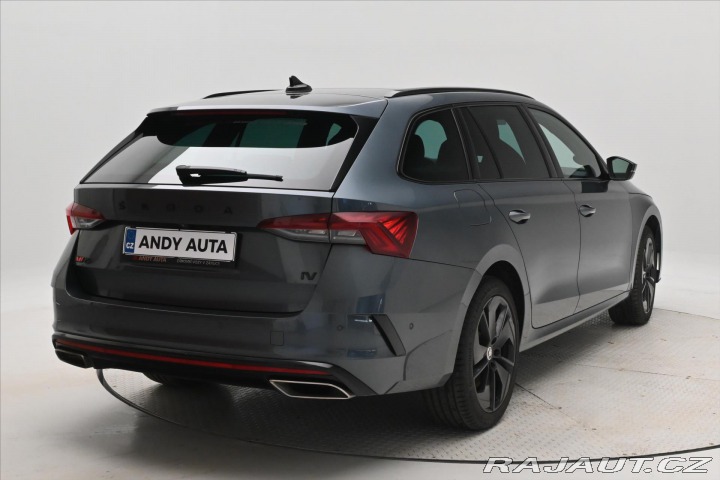 Škoda Octavia 1,4 TSI iV RS 180 kW DSG 2021