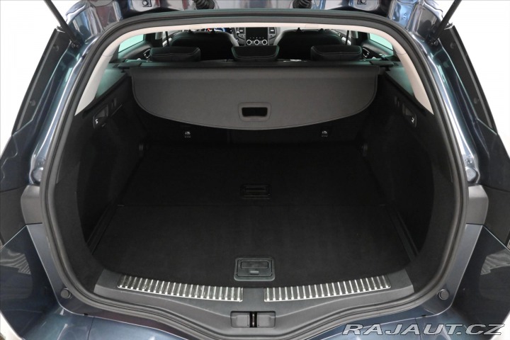 Renault Mégane 1,3 Tce 103 kW INTENS Zár 2022