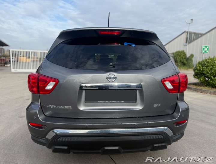 Nissan Pathfinder  2018