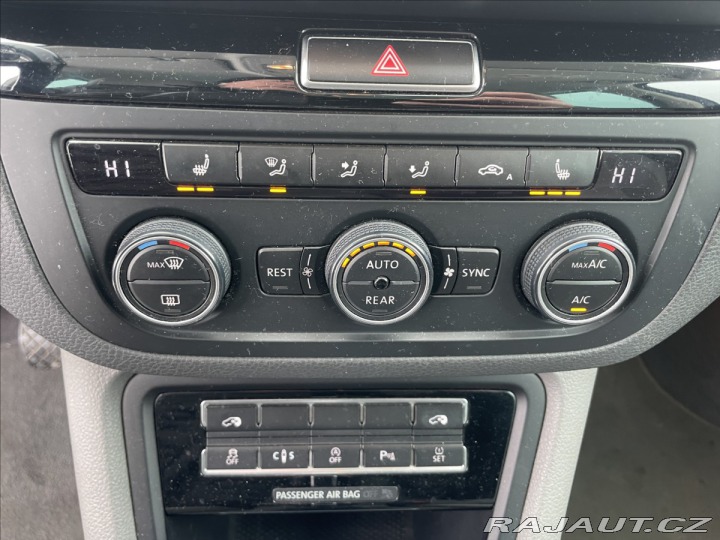 Volkswagen Sharan 2,0 TDi 135kw DSG Highlin 2016