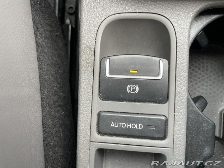 Volkswagen Sharan 2,0 TDi 135kw DSG 7míst H 2016