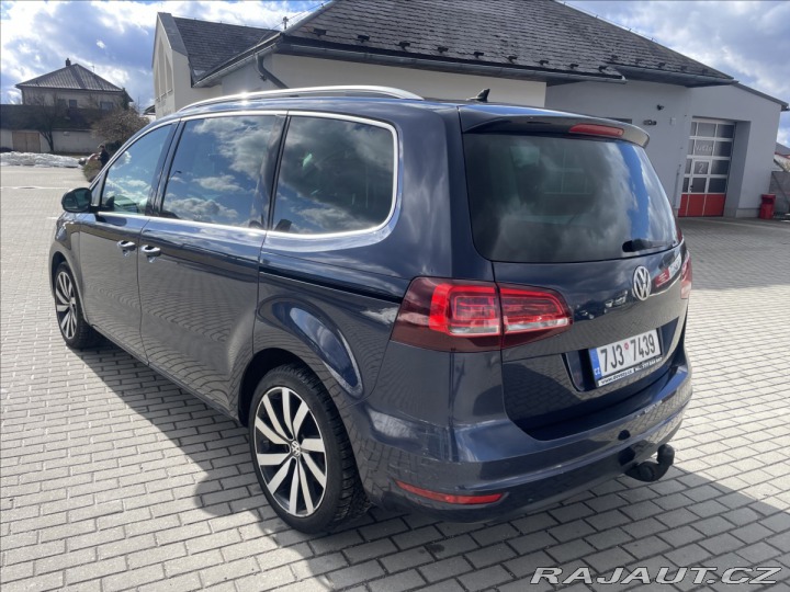 Volkswagen Sharan 2,0 TDi 135kw DSG 7míst H 2016
