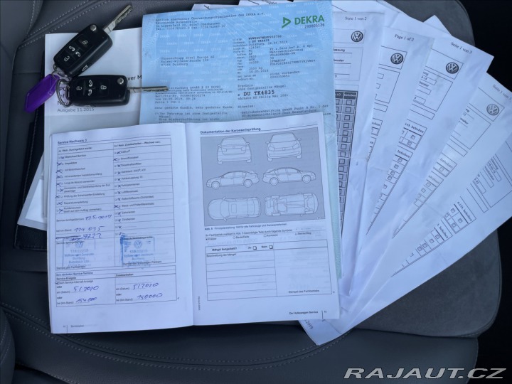 Volkswagen Sharan 2,0 TDi 135kw DSG 7míst H 2016