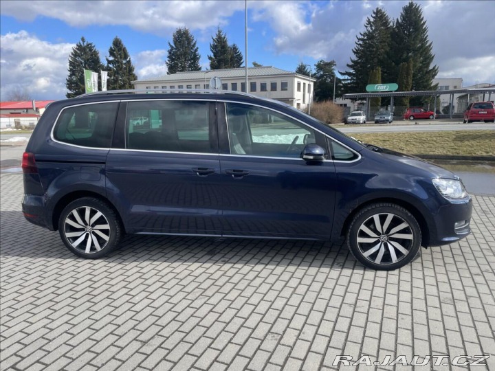 Volkswagen Sharan 2,0 TDi 135kw DSG 7míst H 2016