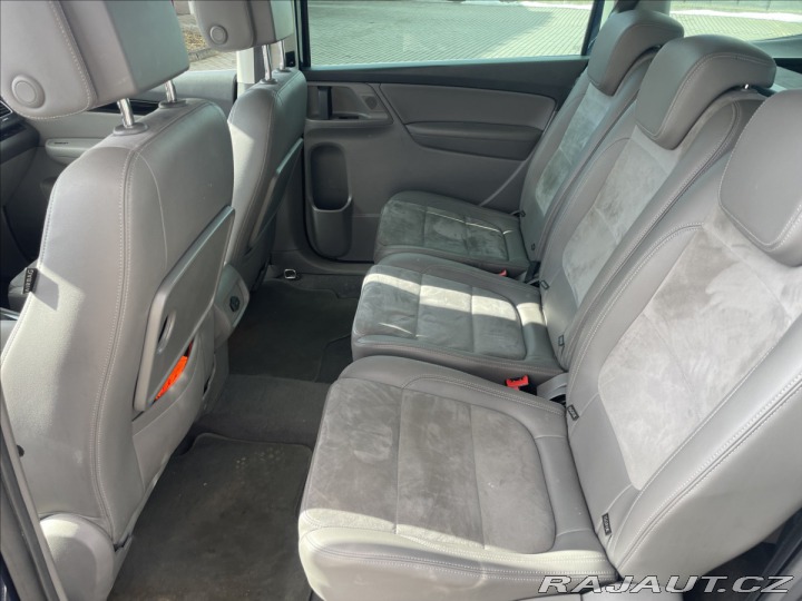 Volkswagen Sharan 2,0 TDi 135kw DSG 7míst H 2016