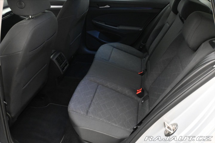 Volkswagen Golf 2,0 TDI 85 kW DSG Life Zá 2022