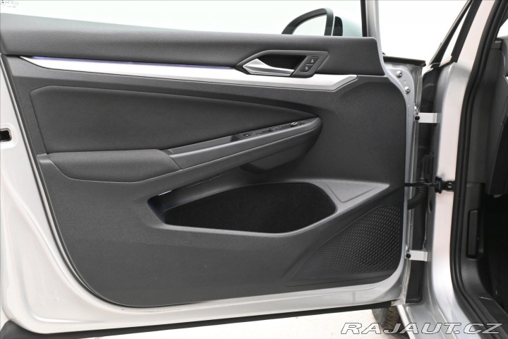 Volkswagen Golf 2,0 TDI 85 kW DSG Life Zá 2022