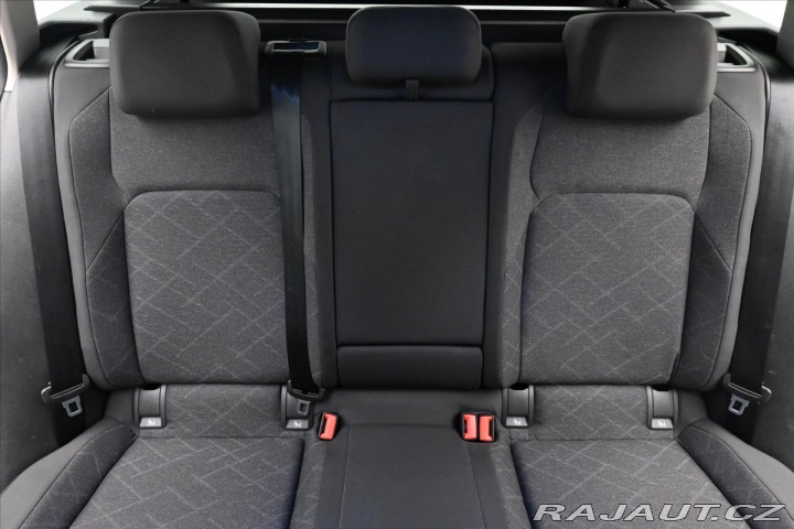 Volkswagen Golf 2,0 TDI 85 kW DSG Life Zá 2022