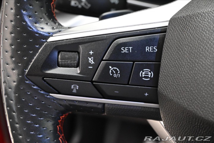 Seat Leon 2,0 TDI 110 kW DSG FR Zár 2022