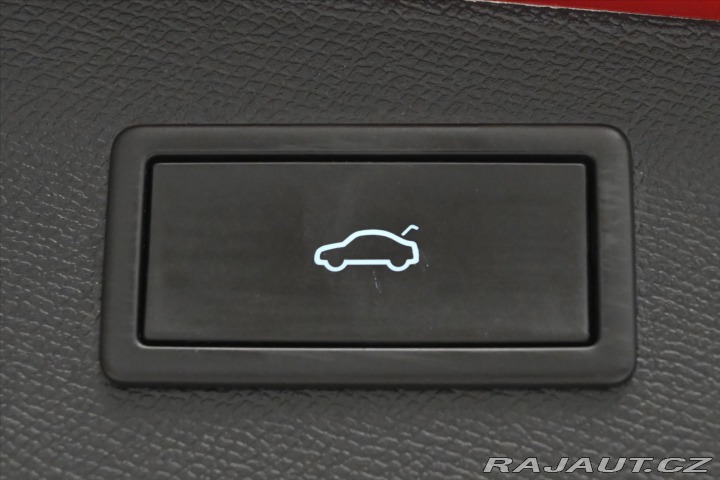 Seat Leon 2,0 TDI 110 kW DSG FR Zár 2022