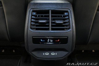 Seat Leon 2,0 TDI 110 kW DSG FR Zár 2022