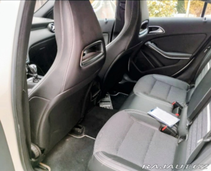 Mercedes-Benz A 200CDI 2012