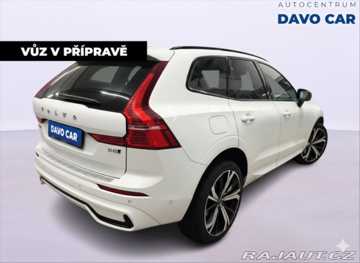 Volvo XC60 2,0 B5 173kW AWD Plus Dar 2022