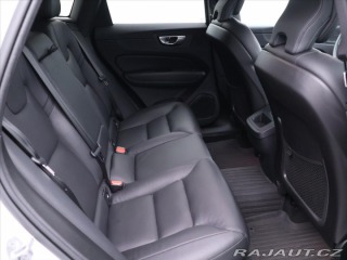 Volvo XC60 2,0 B5 173kW AWD Plus Dar 2022