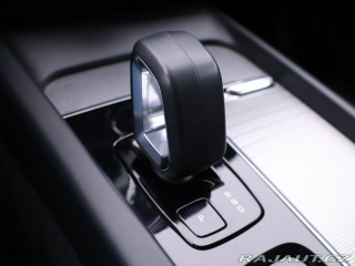 Volvo XC60 2,0 B5 173kW AWD Plus Dar 2022