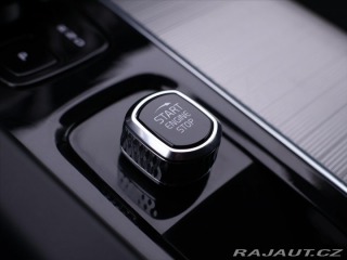 Volvo XC60 2,0 B5 173kW AWD Plus Dar 2022