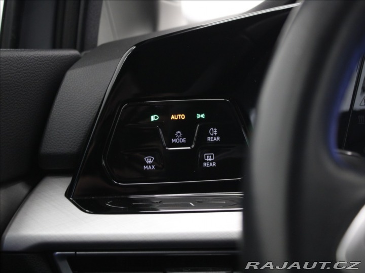 Volkswagen Golf 1,0 TSI Life Variant 91tk 2023