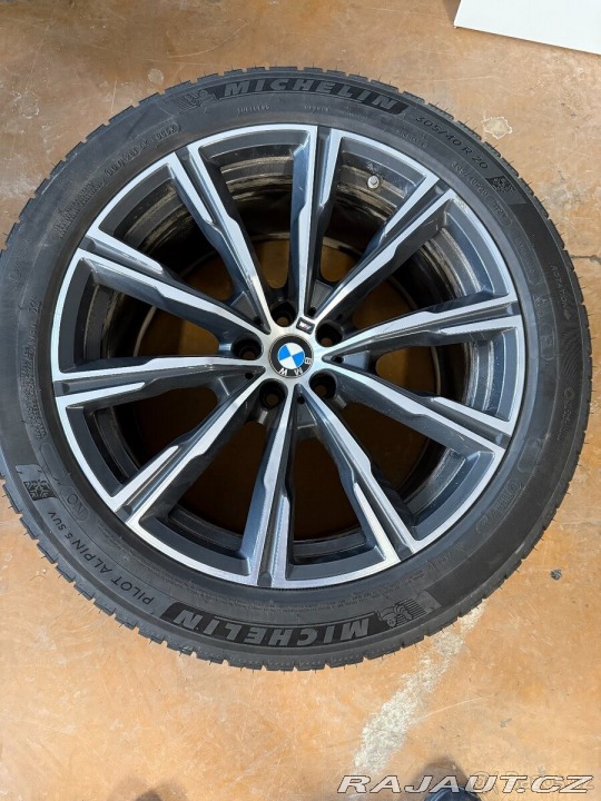 BMW Ostatní modely PRODÁM ORIGINÁL ALU KOLA 1800